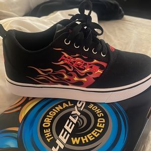 PRO 20 Prints Flame design HEELYS